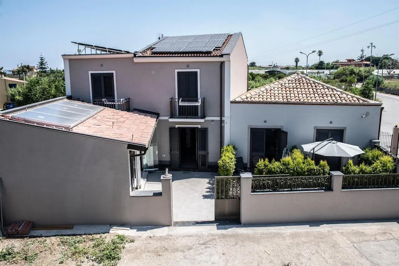 Bed & Breakfast B&B Màkari holiday home Barcellona Pozzo di Gotto