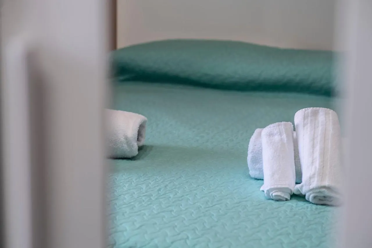 B&B Màkari holiday home Barcellona Pozzo di Gotto Bed & Breakfast