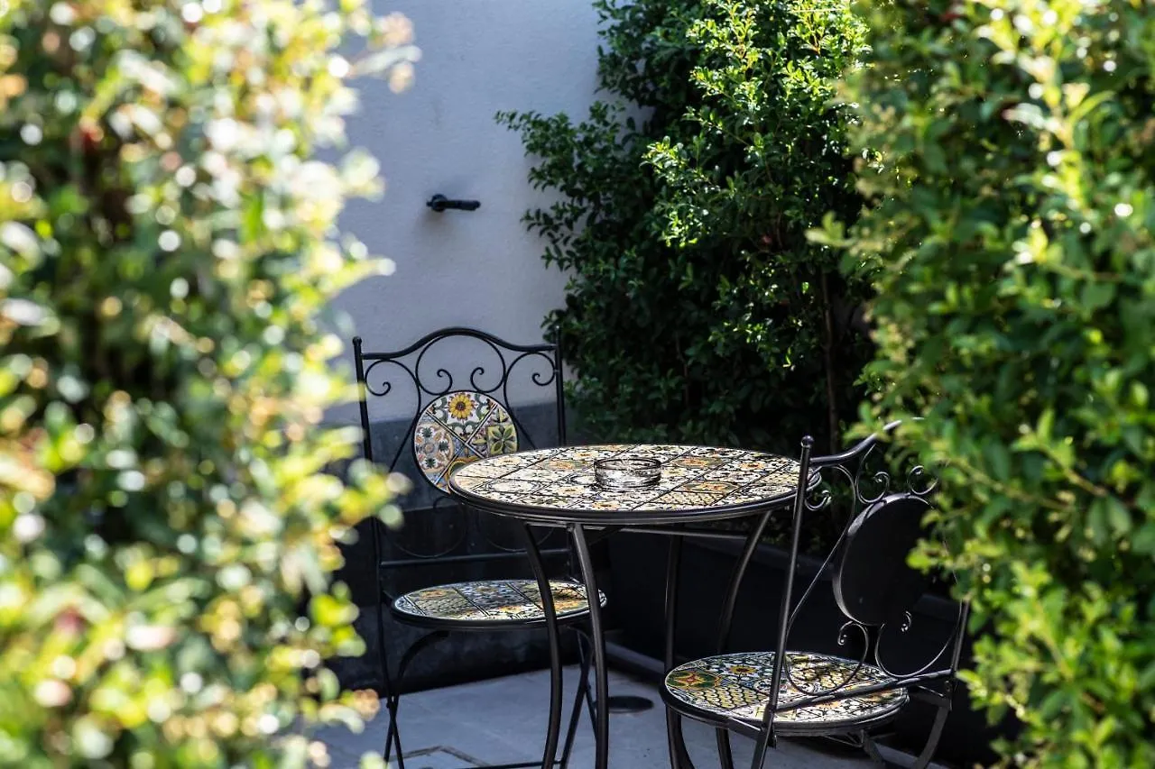B&B Màkari holiday home Barcellona Pozzo di Gotto 0*,